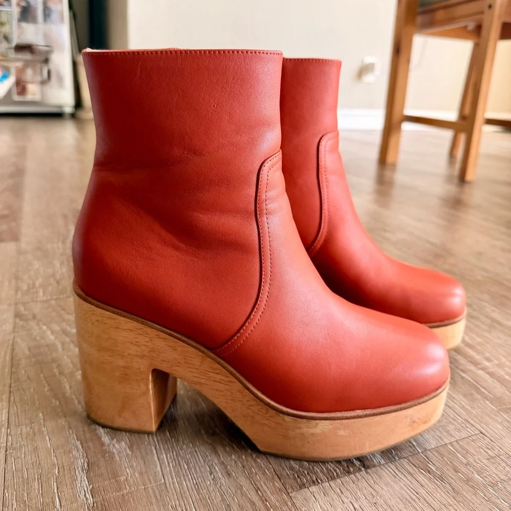 Charlotte Stone Paz Clog Boot in Sienna (9) - Picture 1 of 7